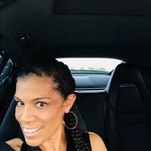 Meet your Posher, Nancy